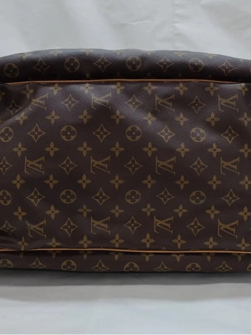 Louis Vuitton Monogram Canvas Travel or gym bag in Brown with Tan Trim